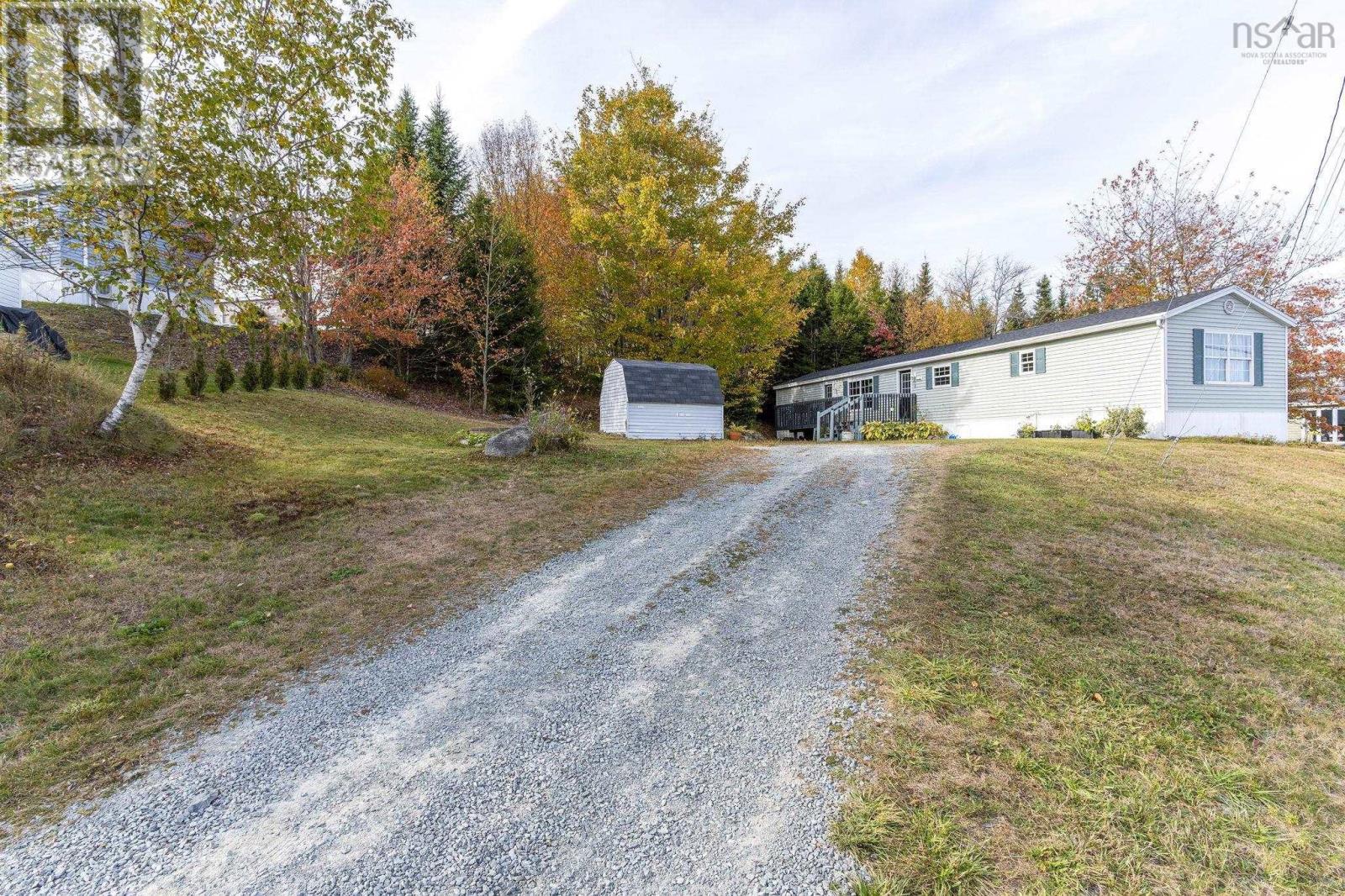 1 Bumpy Ln, Lake Echo, NS B3E 1B7