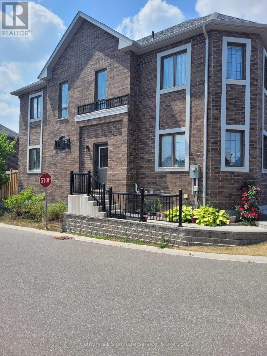 42 Bedford Estates Cres, Barrie, ON L4N 9K5