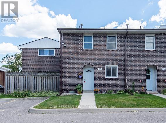230 31 Greengate Rd, Guelph, ON N1H 6R3