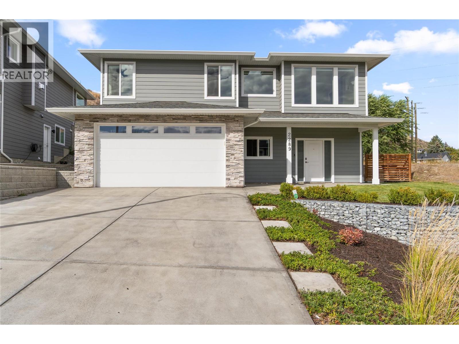 2289 Grasslands Blvd, Kamloops, BC V2B 0E3