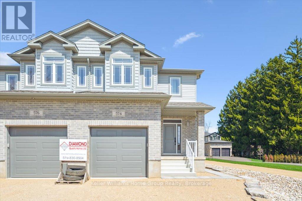 574 James St, Centre Wellington Fergus, ON N1M 2J1