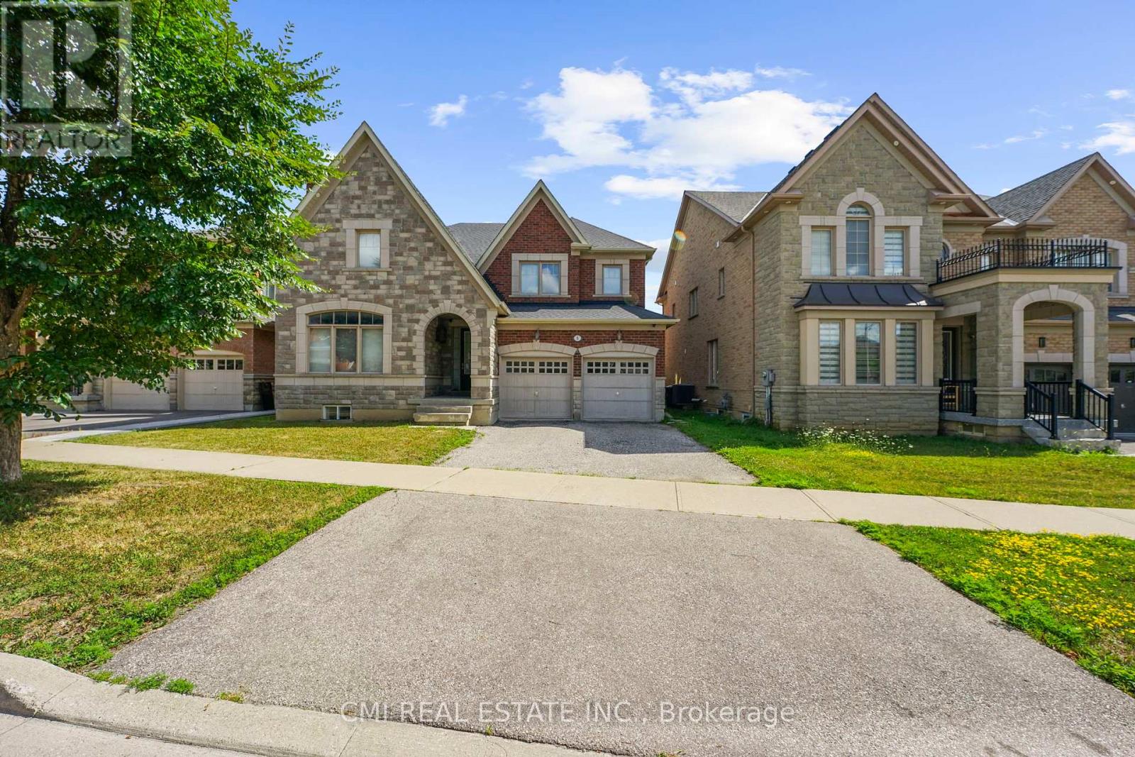 5 Decorso Dr N, Brampton, ON L6P 2Y5