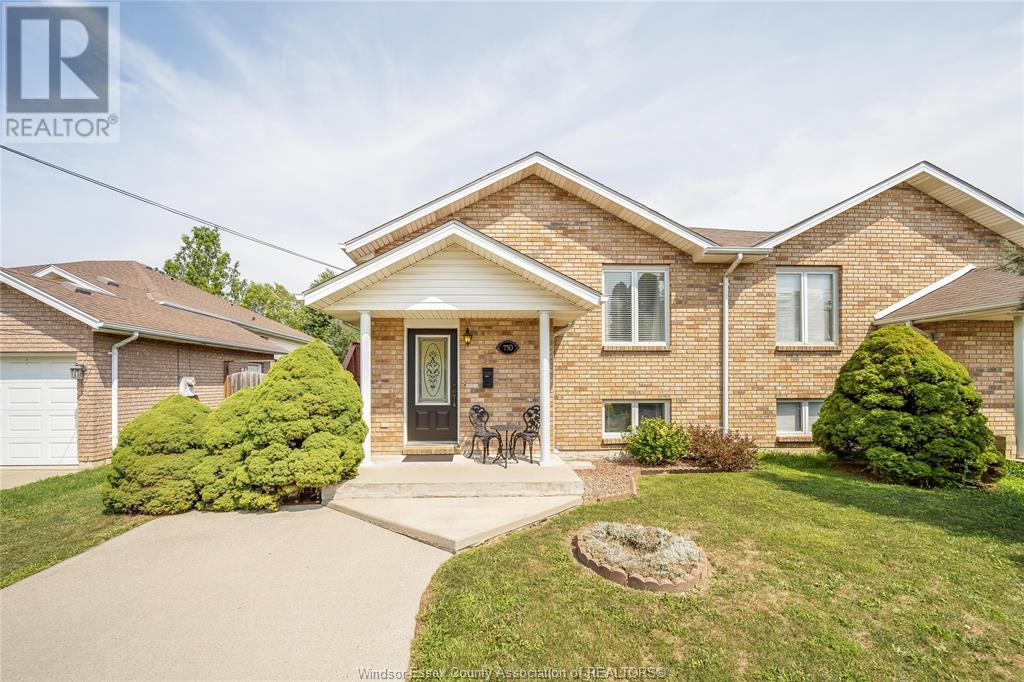 750 Cabana Rd E, Windsor, ON N9G 1A4