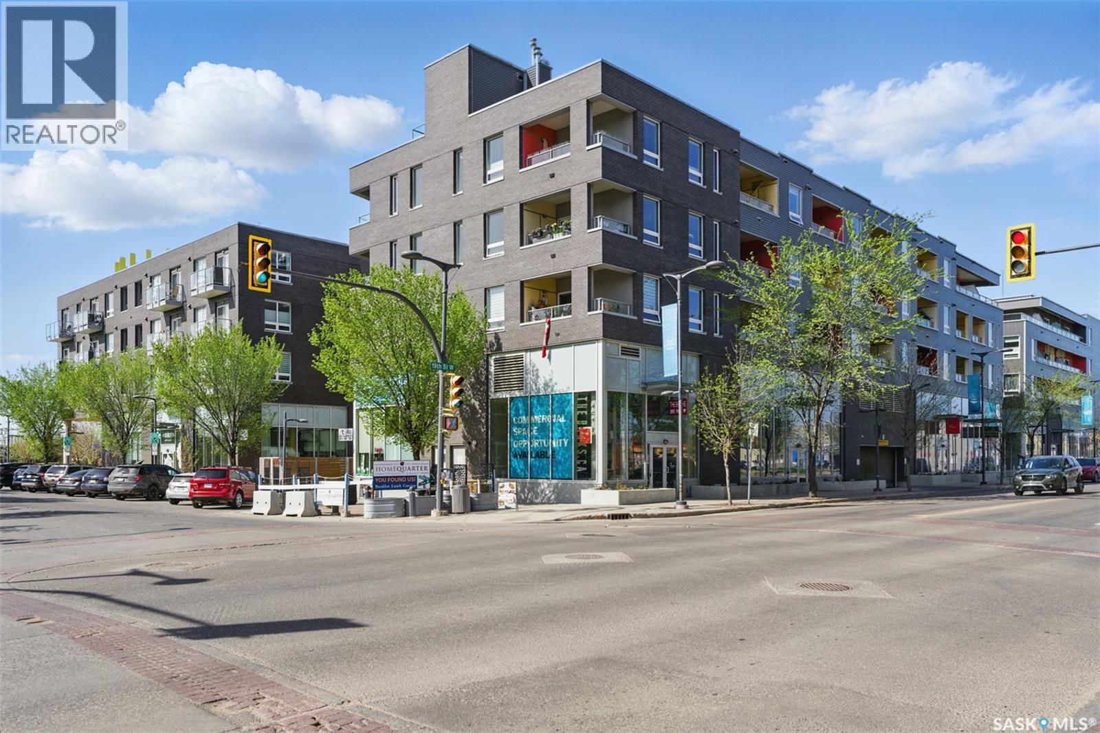 404 C Avenue S Unit 221, Saskatoon, SK S7M 5M9