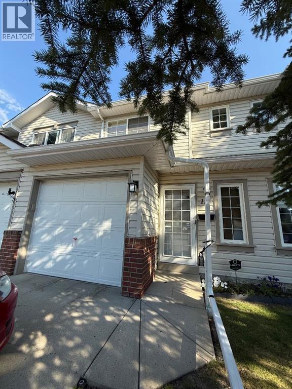 12 Millrise Grn SW, Calgary, AB T2Y 3E8