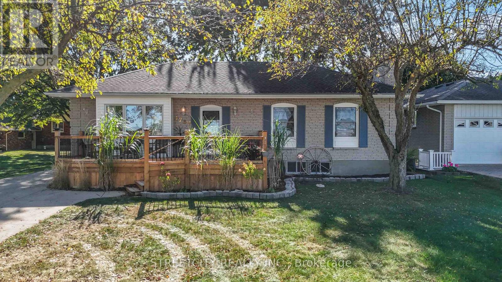 4767 St Clair Pkwy, St. Clair, ON N0P 2B0
