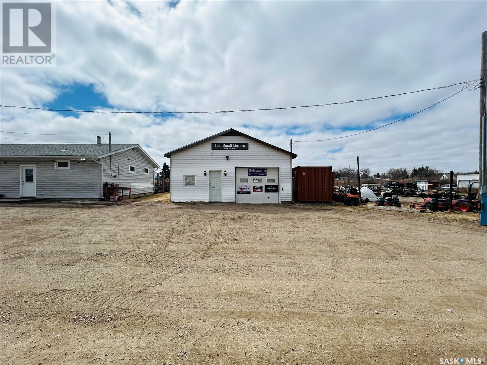 607 N Front St, Moosomin, SK S0G 3N0
