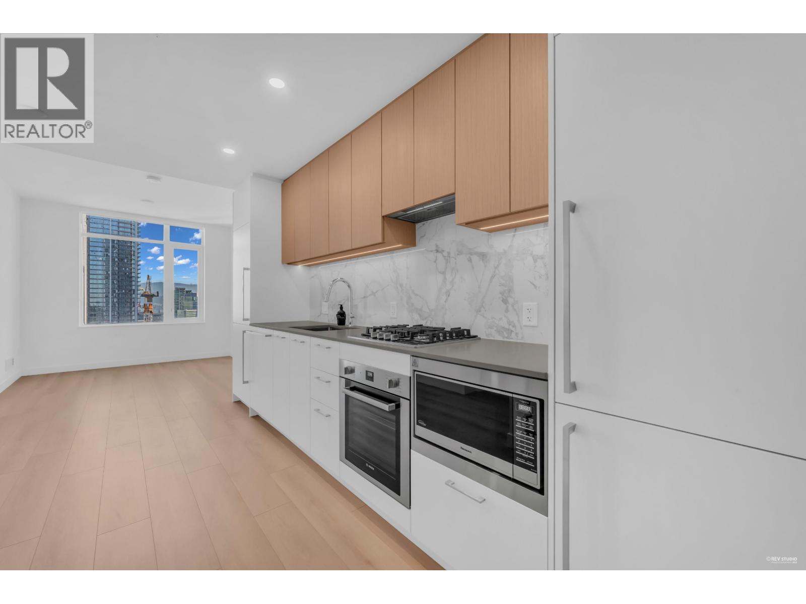 6468 Willingdon Avenue Unit 2307, Burnaby, BC V5H 0L3