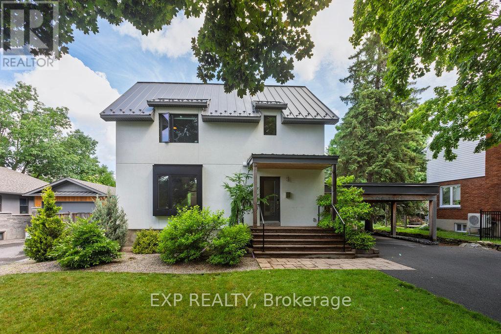 179 Mountbatten Ave, Ottawa, ON K1H 5V6