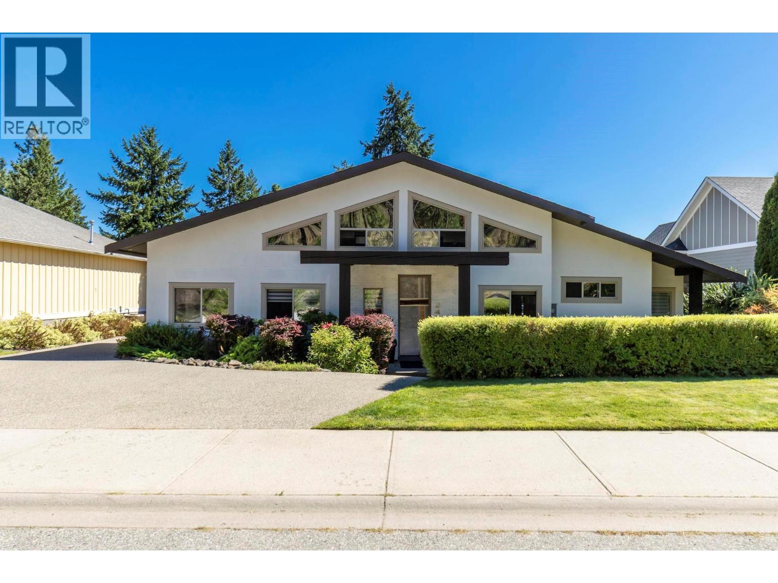 2415 Tallus Ridge Dr, West Kelowna, BC V4T 3A6