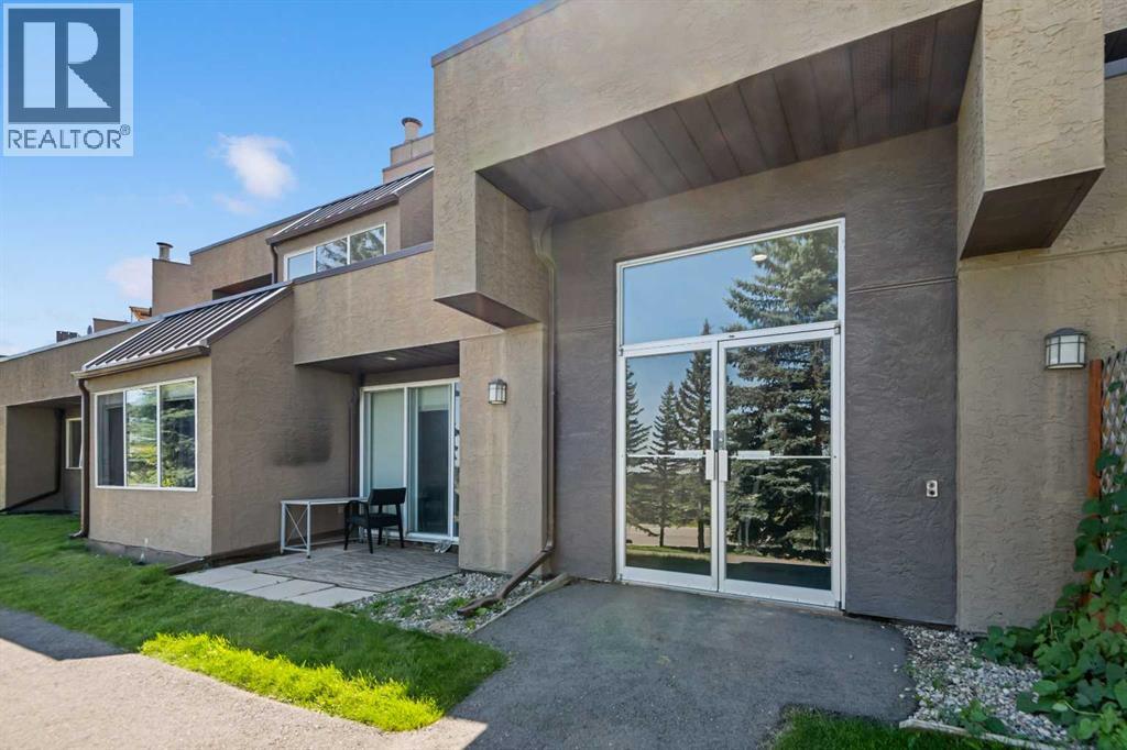 218 Village Terrace Sw Unit 4, Calgary, AB T3H 2L4