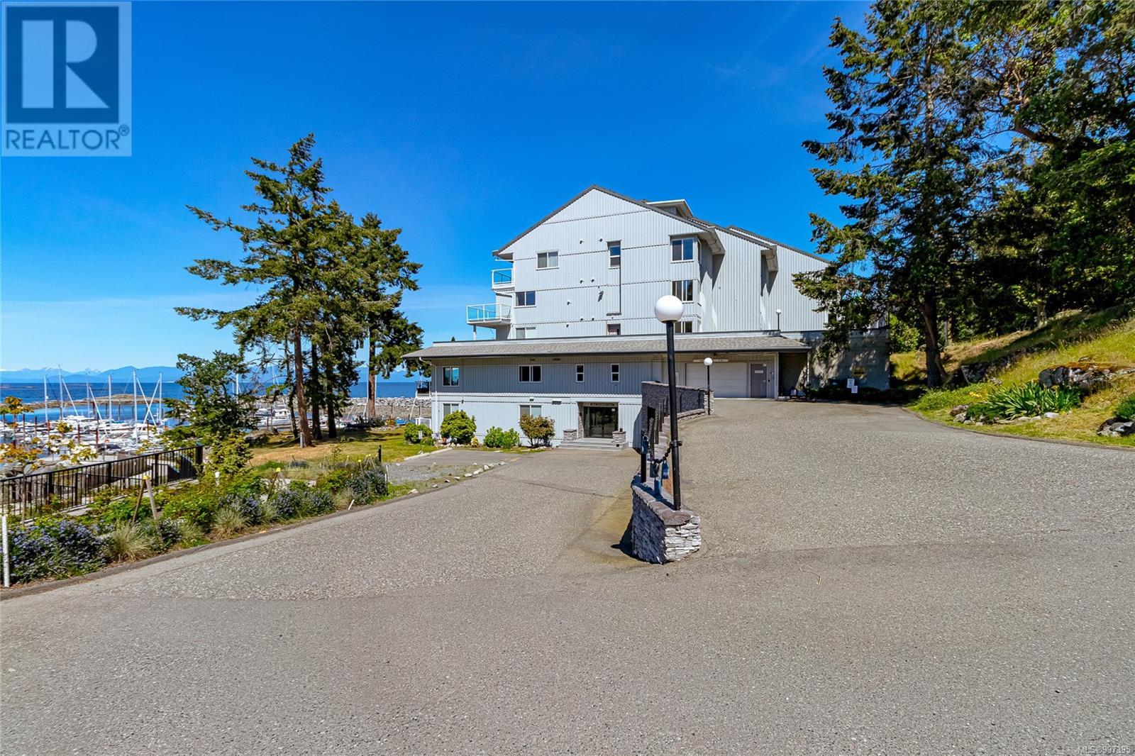 3555 Outrigger Rd Unit 407 Rd, Nanoose Bay, BC V9P 9K1