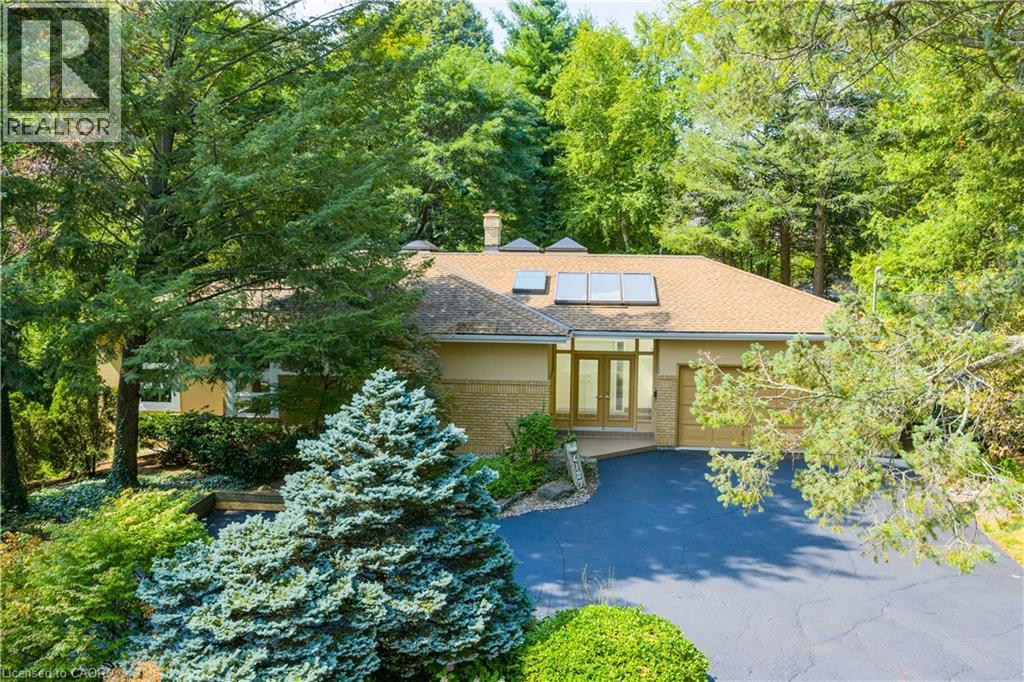 4189 Inglewood Dr, Burlington, ON L7L 1E3