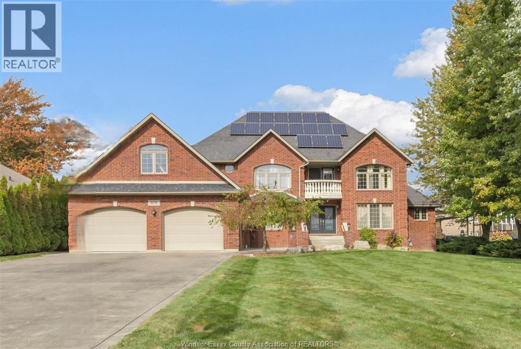 870 Mcrae Ave, Kingsville, ON N9Y 2R8