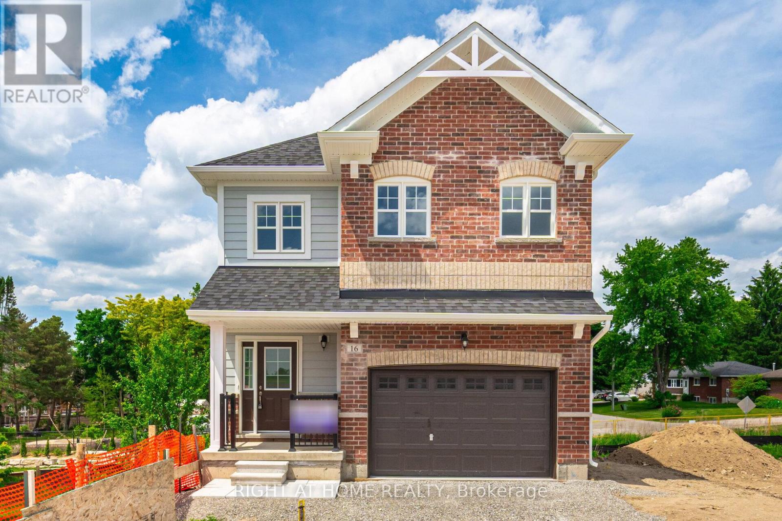16 Ravenscraig Pl, Innisfil Cookstown, ON L0L 1L0