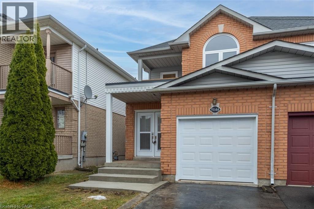 5144 Porter St, Burlington, ON L7L 6K8