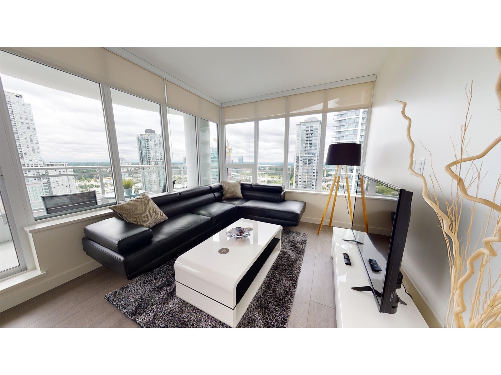13318 104th Avenue Unit 2405, Surrey, BC V3T 0R2