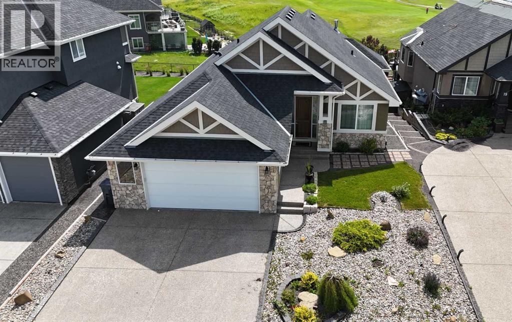 11 Muirfield Close, Lyalta, AB T0J 1Y1