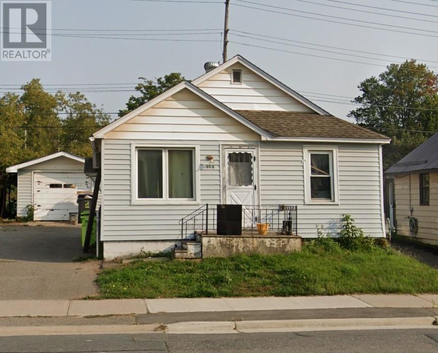 908 Wellington St E, Sault Ste. Marie, ON P6A 2N5