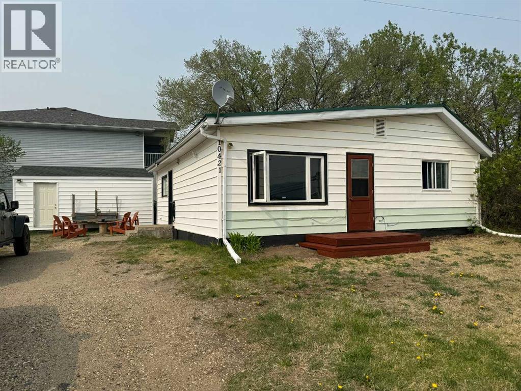 89 Street Unit 10421, Peace River, AB T8S 1N9