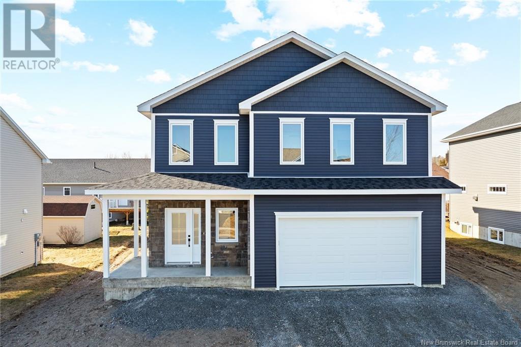 735 Hillcrest Dr, Fredericton, NB E3A 5K7