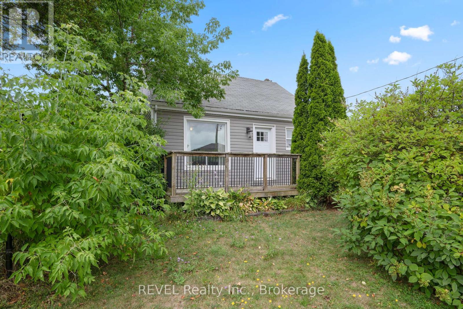 229 Morton St, Thorold, ON L2V 1C8