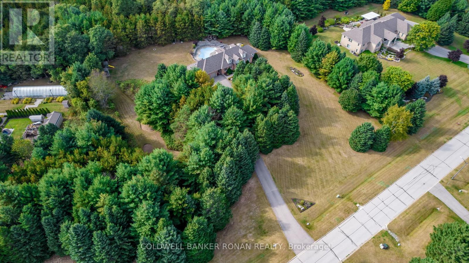 16 Indiana Dr, Caledon, ON L7E 0C6