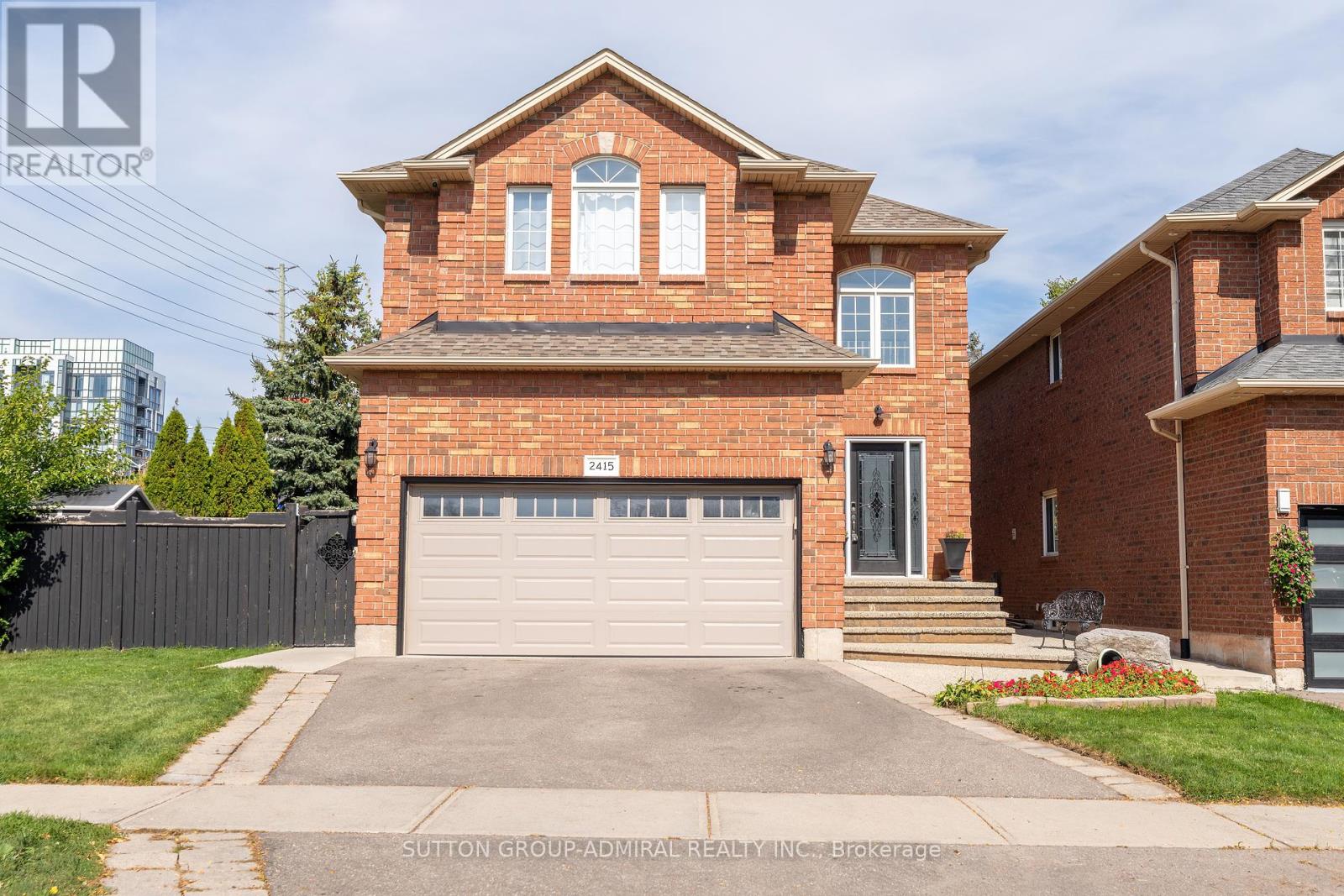 2415 Valley Heights Cres, Oakville, ON L6H 6X2