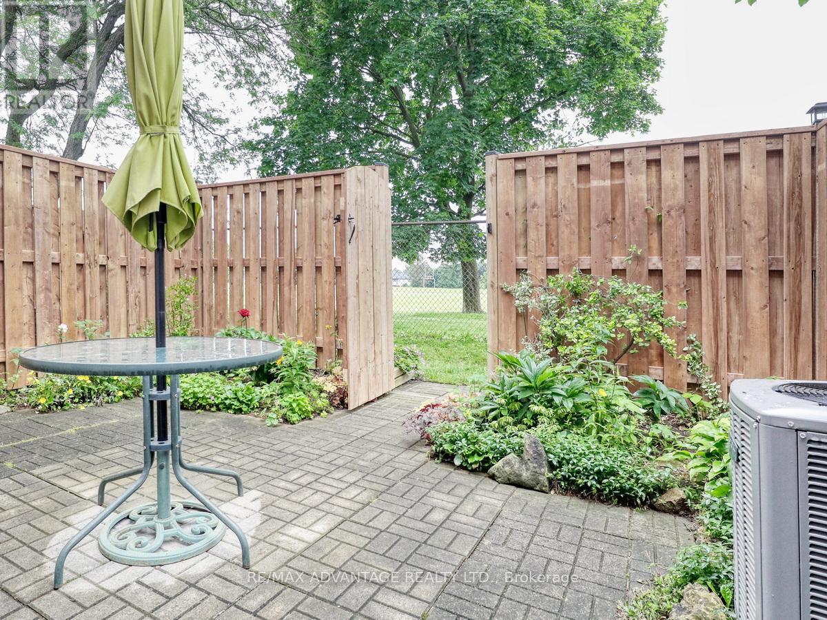 1214 Limberlost Rd, London, ON N6G 3A5
