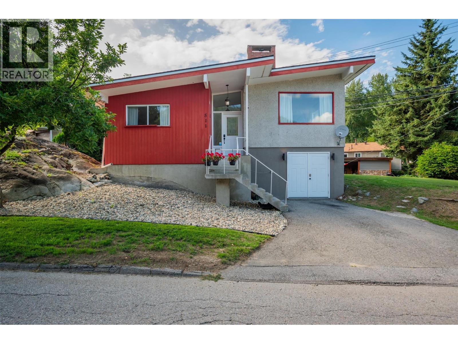 511 Forrest Dr, Trail, BC V1R 2N1
