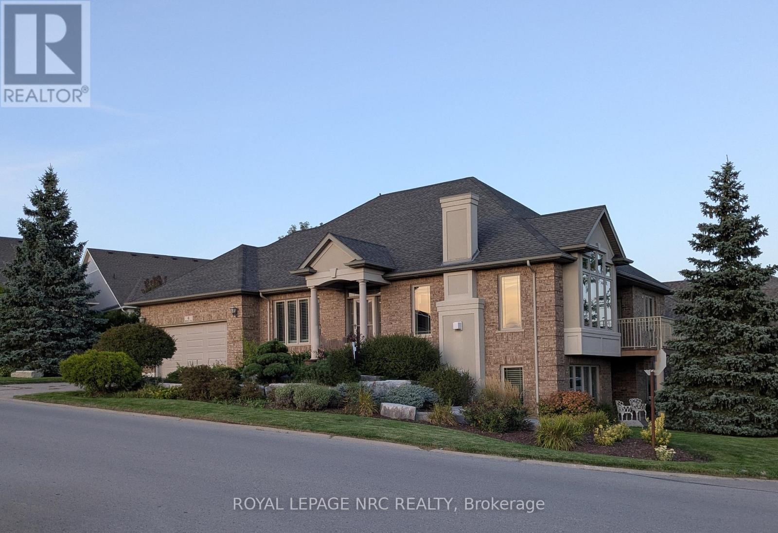 6 Muirfield Trl, Welland, ON L3B 6G7