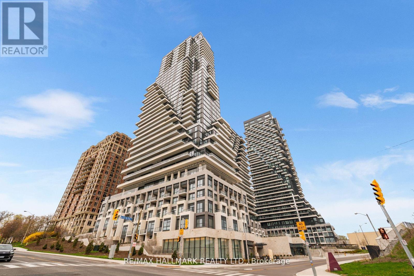 1710 10 Inn On The Park Dr, Toronto Banbury-don Mills, ON M3C 0P9