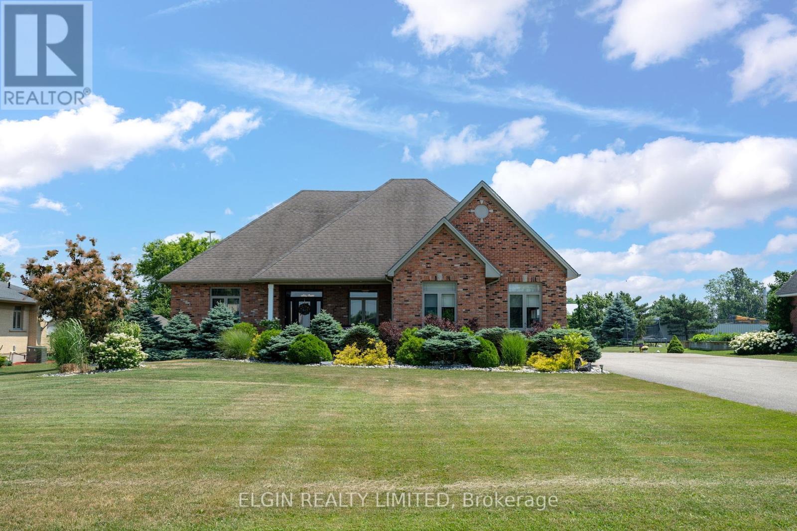 9538 Tower Rd, Central Elgin, ON N5P 3S7