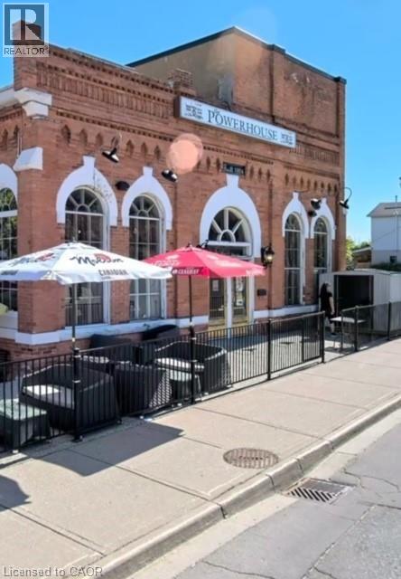 25 Jones St, Hamilton, ON L8R 1X7