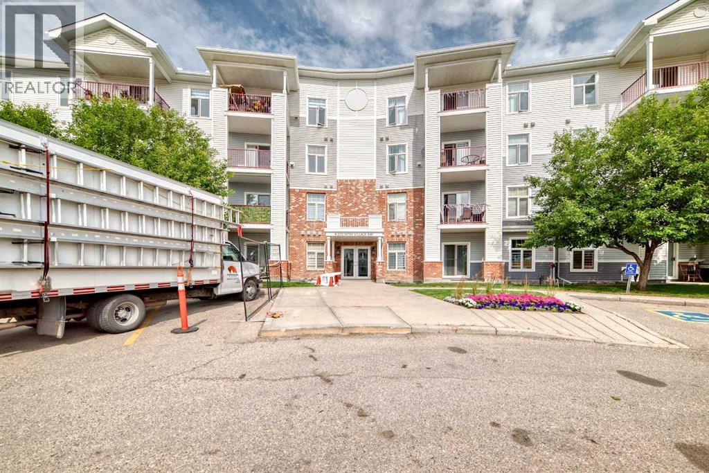8 Country Village Bay Ne Unit 306, Calgary, AB T3K 5J7