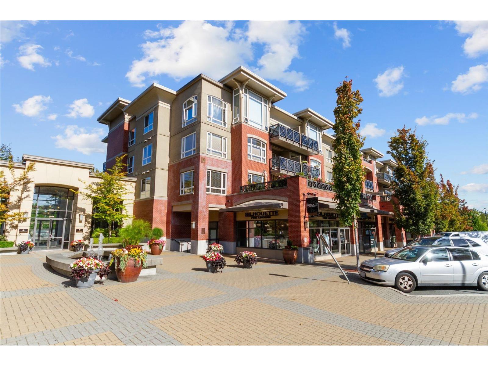 2970 King George Boulevard Unit 320, Surrey, BC V4P 0E6
