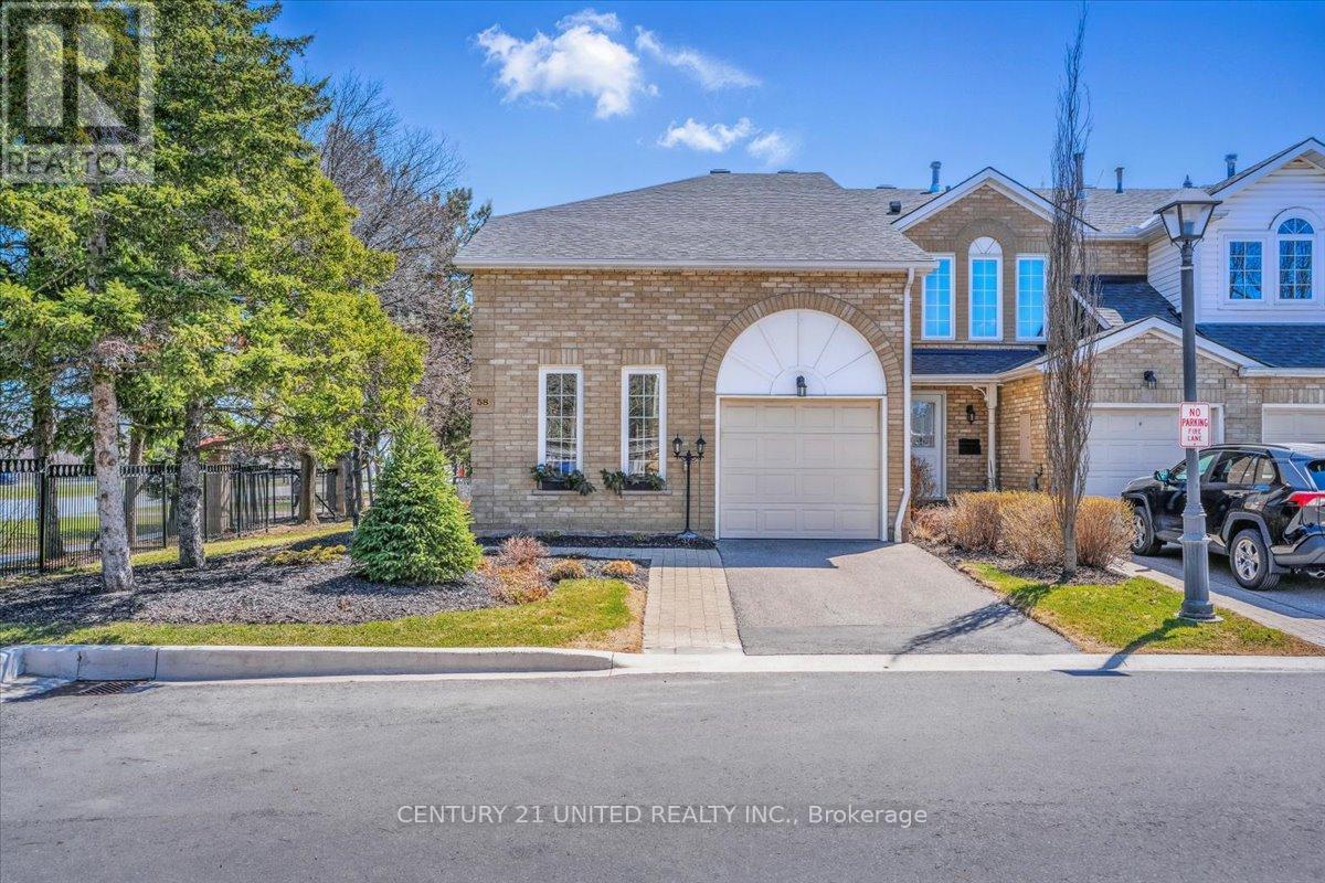 58 58 Heathcliffe Sq, Brampton, ON L6S 2C8