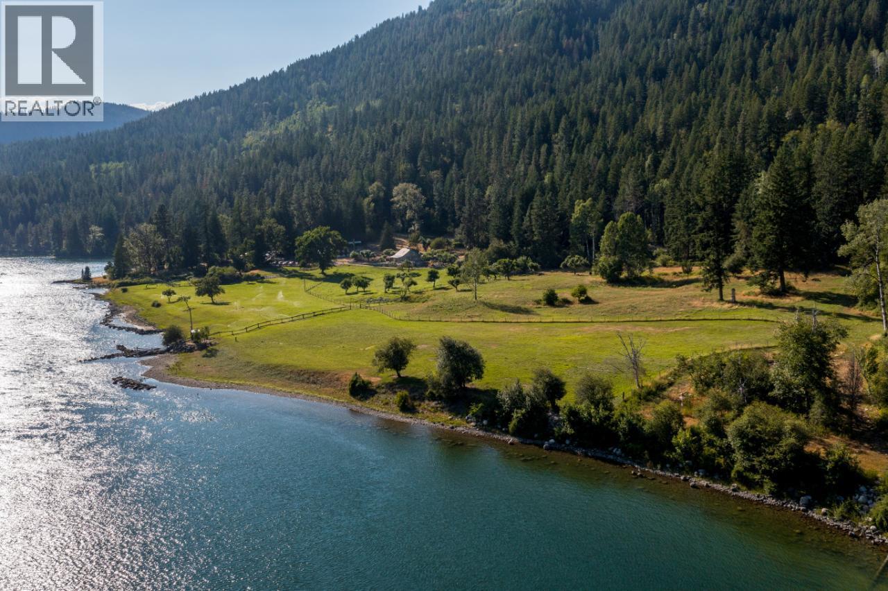 6302 Marsden Rd, Nelson, BC V1L 6X9