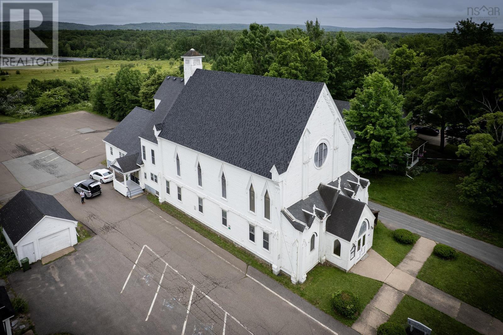 202 Main St, Middleton, NS B0S 1P0