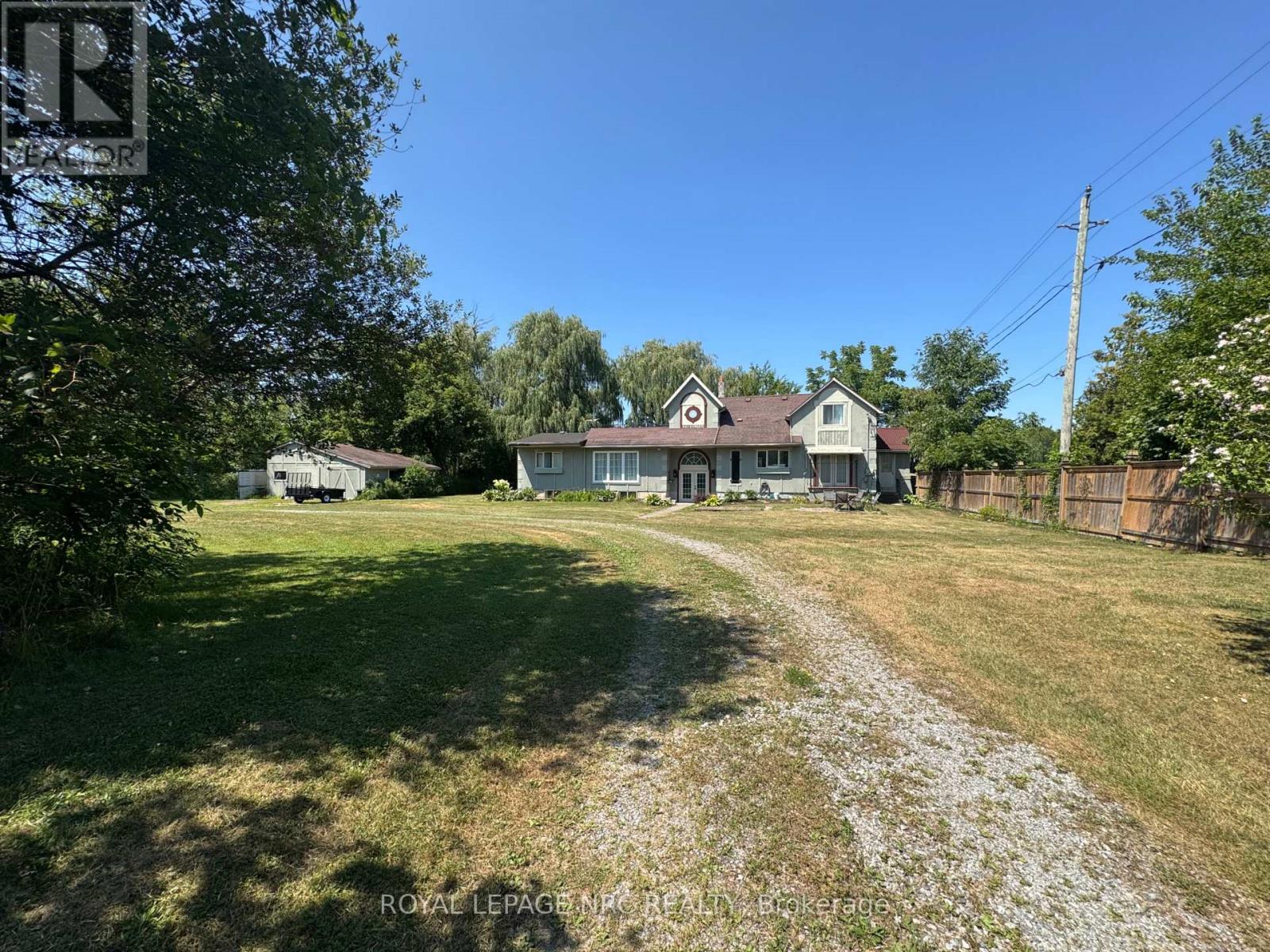 1233 Merrittville Hwy, Thorold, ON L3B 5N5
