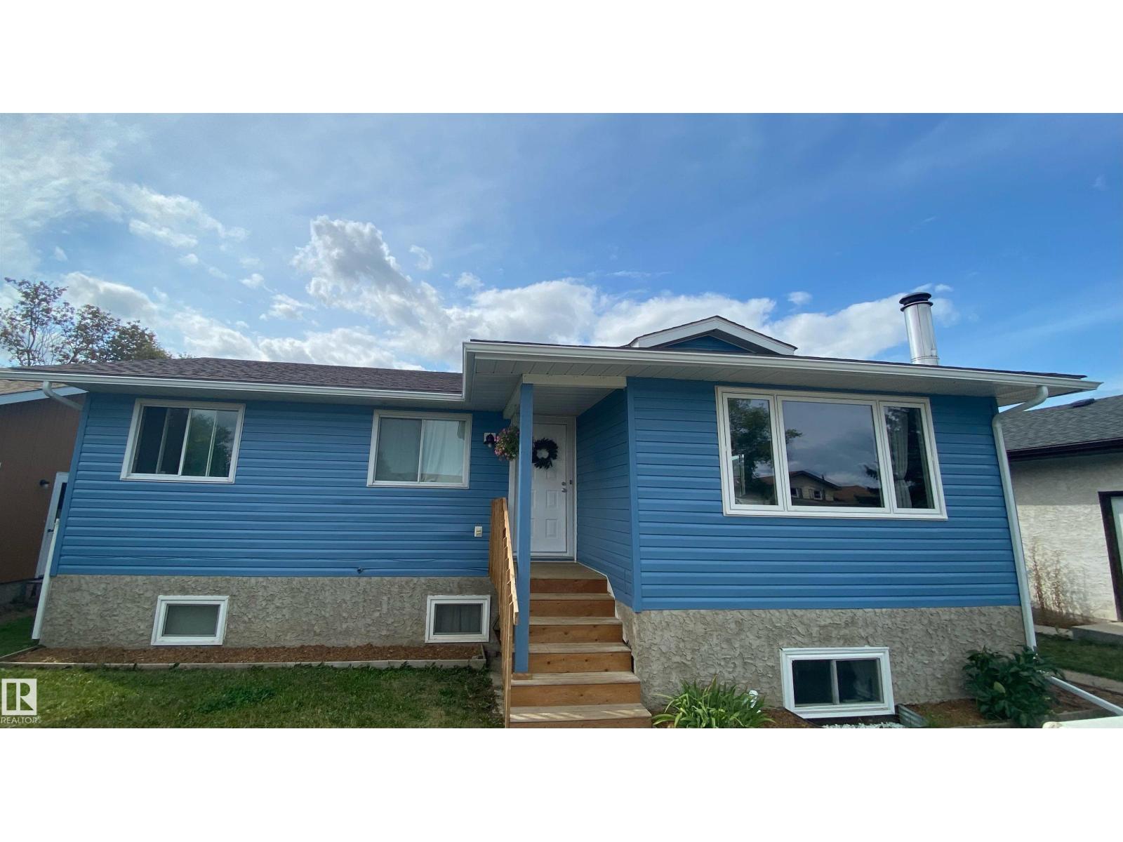 40 St Unit 5030, Cold Lake, AB T9M 2A7