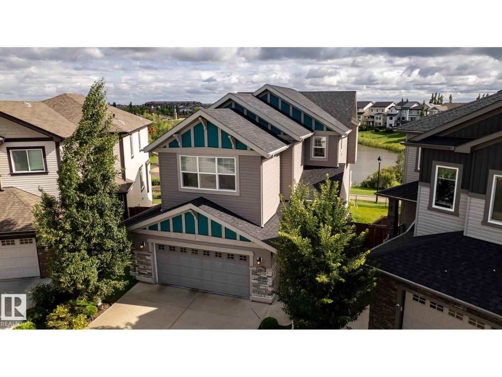 5441 Allbright Sq SW, Edmonton, AB T6W 3H7