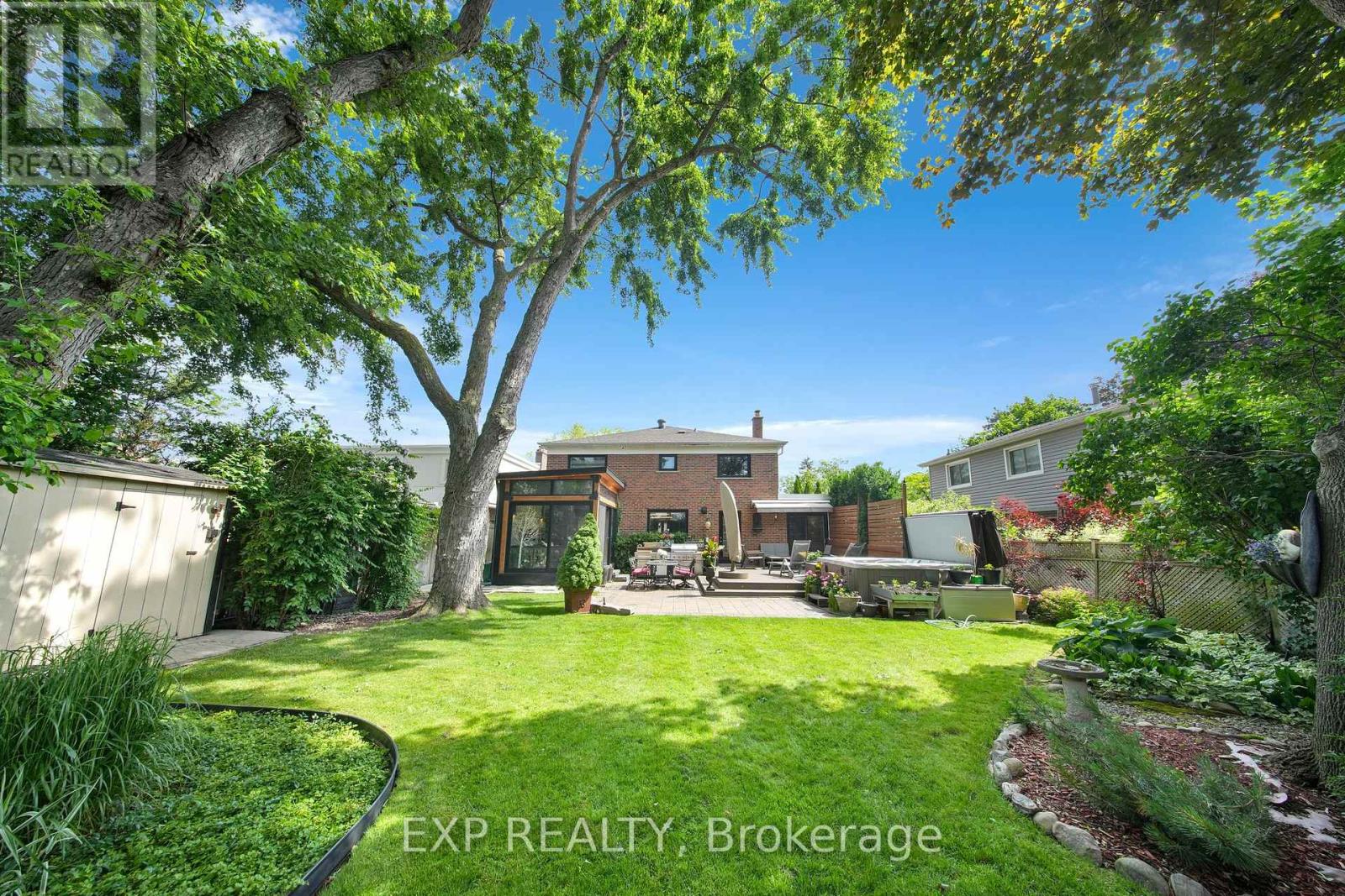 3620 Ponytrail Dr, Mississauga, ON L4X 1W4