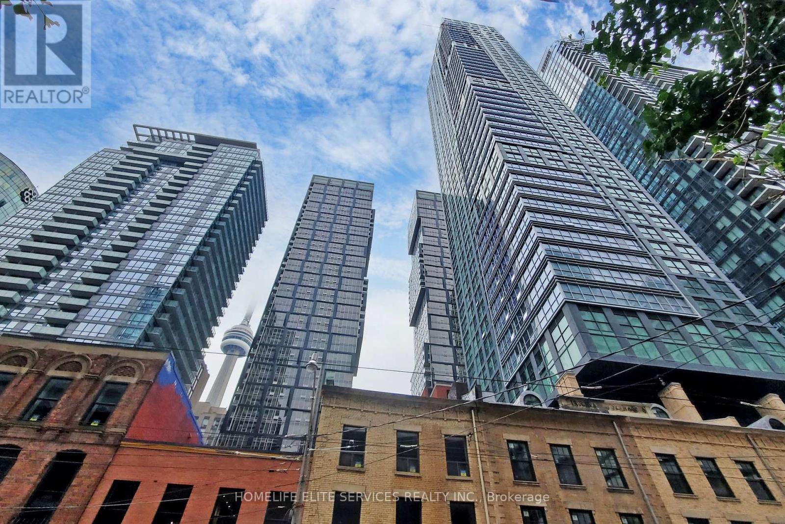 702 327 King St W, Toronto Waterfront Communities, ON M5V 0W7
