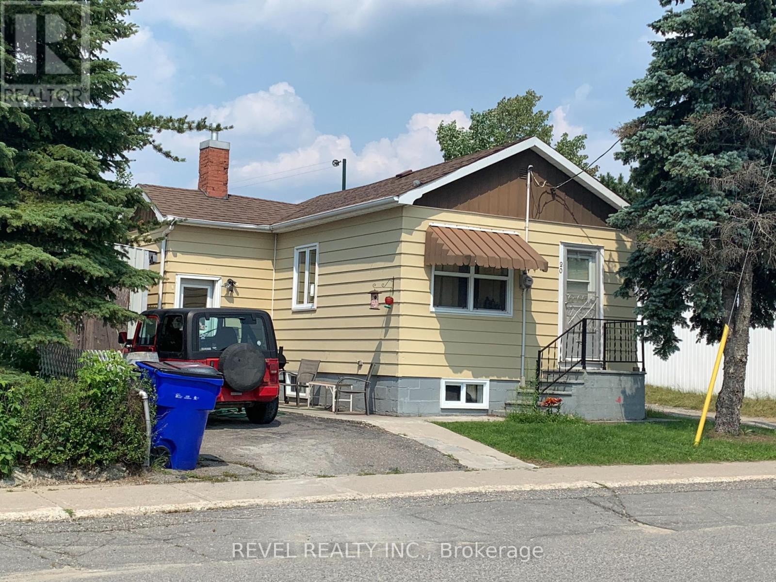 20 Kimberley Ave, Timmins, ON P4N 1K9