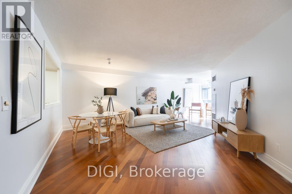 406 75 York Mills Rd, Toronto, ON M2P 2E7