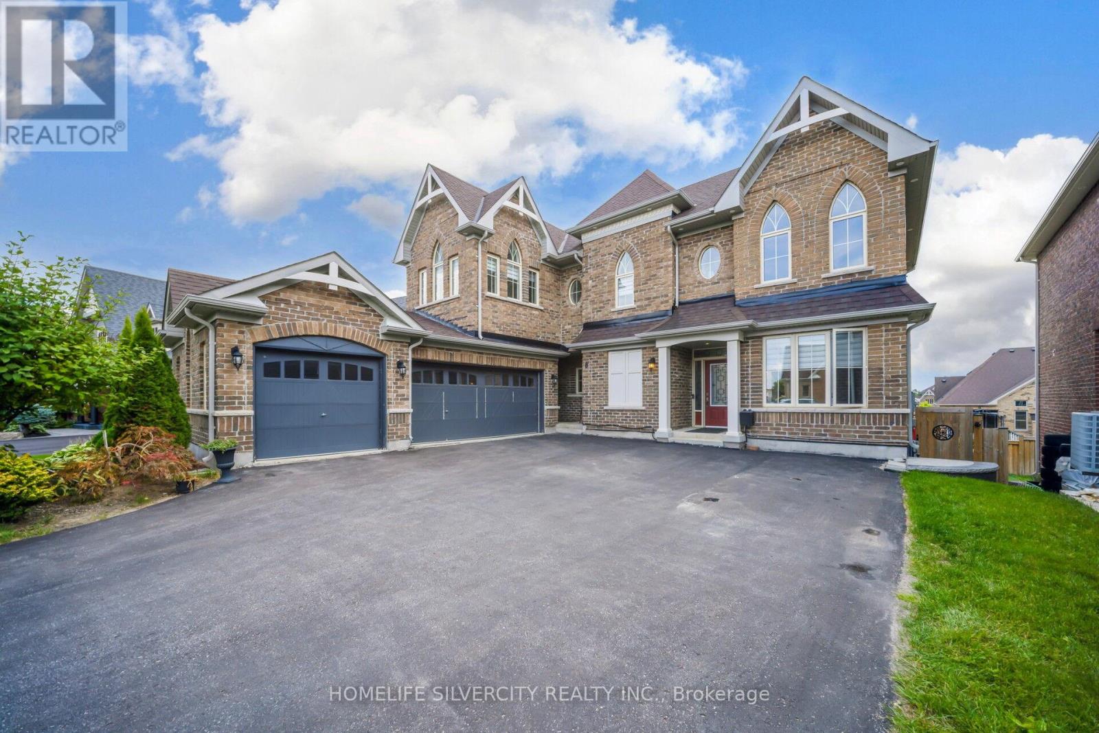 8 Mitchell Cres, Mono, ON L9W 6W6