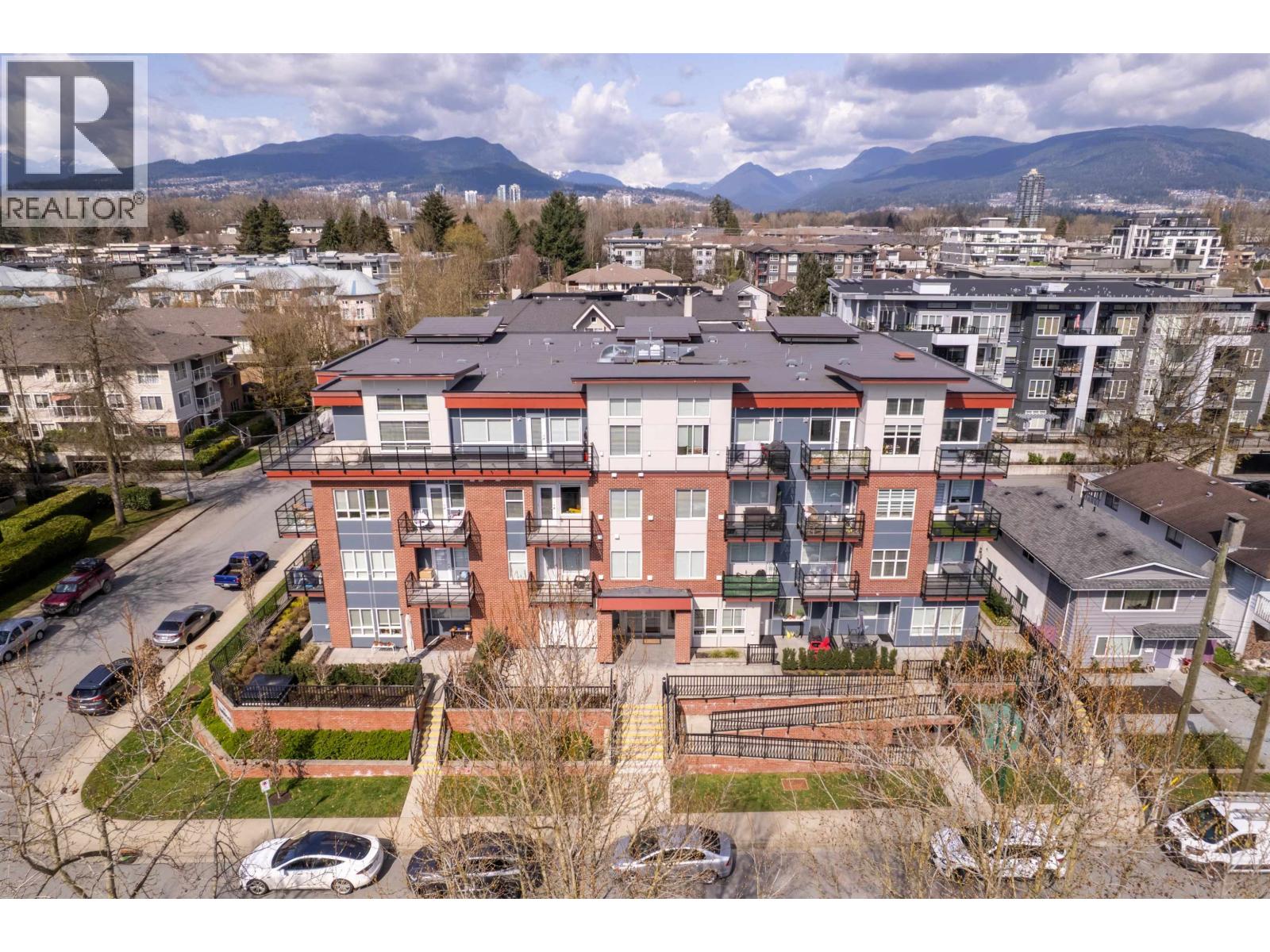2389 Hawthorne Avenue Unit 204, Port Coquitlam, BC V3C 1X1