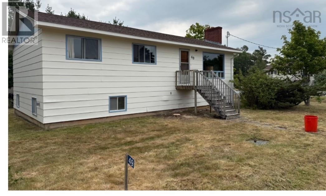 49 Parker Place Cres, Enfield, NS B3H 3K3