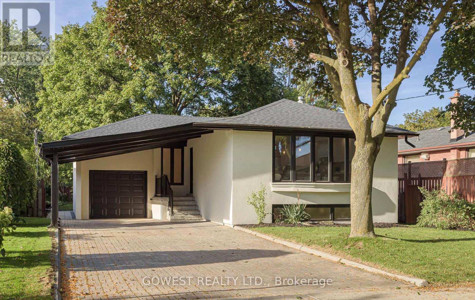 27 Hollister Rd, Toronto, ON M9C 4M6
